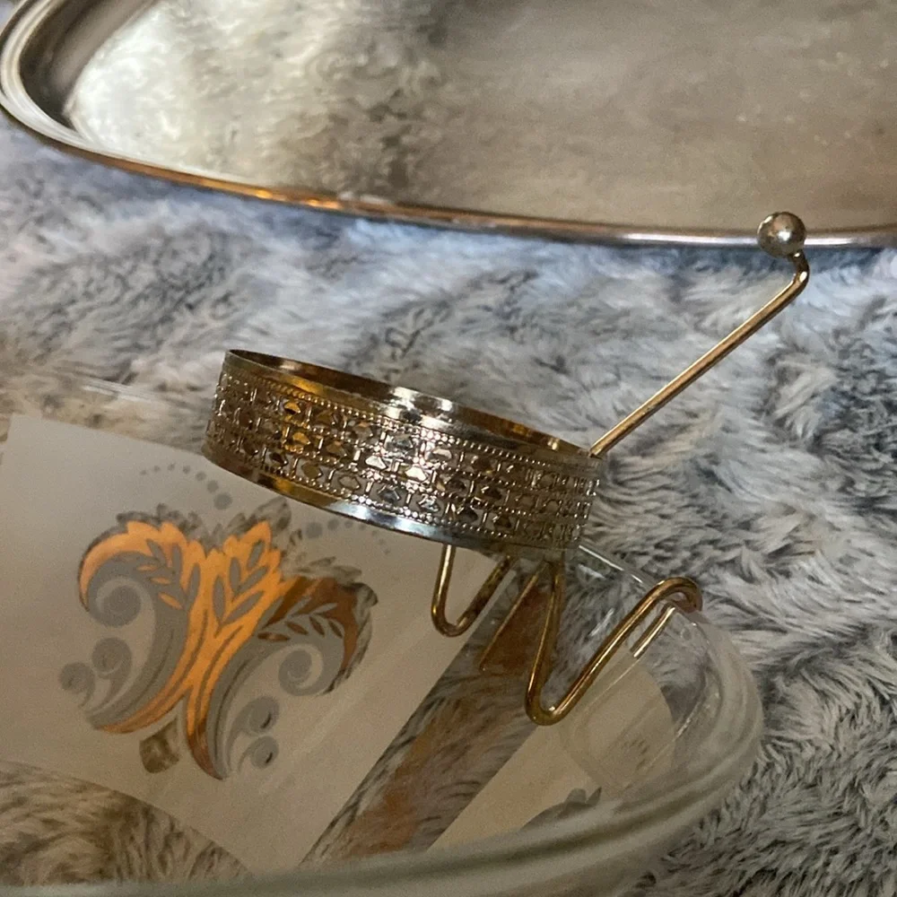 Vintage large glass bowl with small bowl hanger - Picture 8 of 15